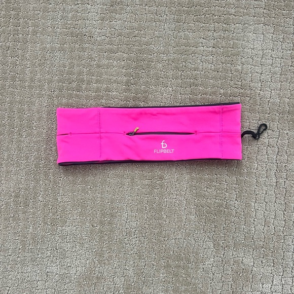 FlipBelt Women's Pink Running Belt Small - Picture 1 of 5